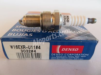 Ảnh của Denso W16EXRU11 - Bugi nickel nhật bản